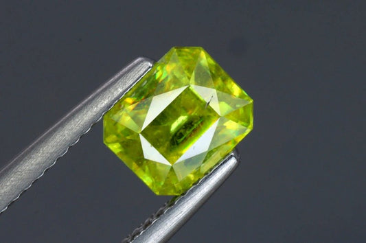 Sphene - 1.845 CT