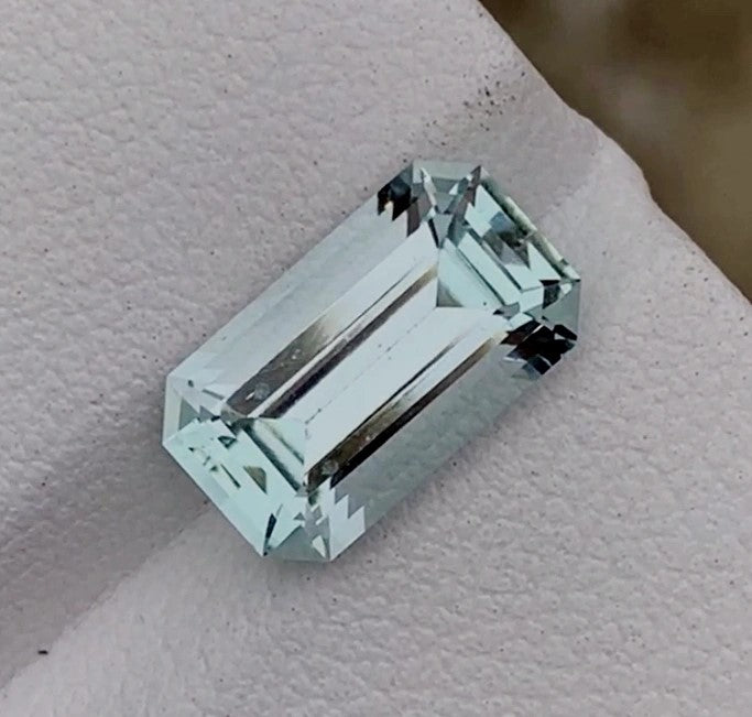 Aquamarine - 2.90 CT