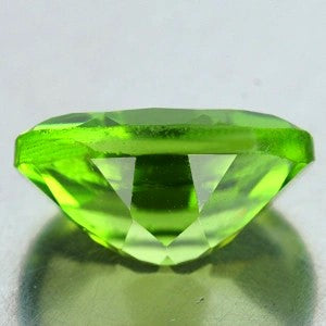 Peridot - 1.65 CT