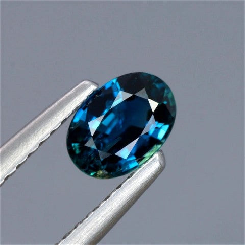 Bi Color/Parti Sapphire - 0.855 CT