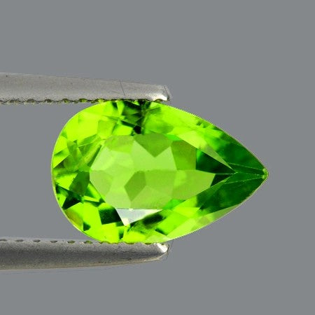 Peridot - 1.35 CT