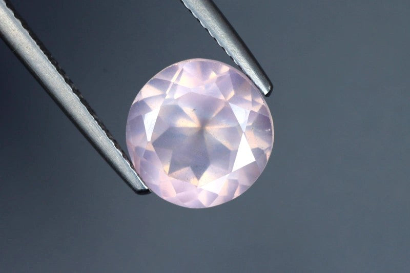 Rose Quartz - 3.39 CT