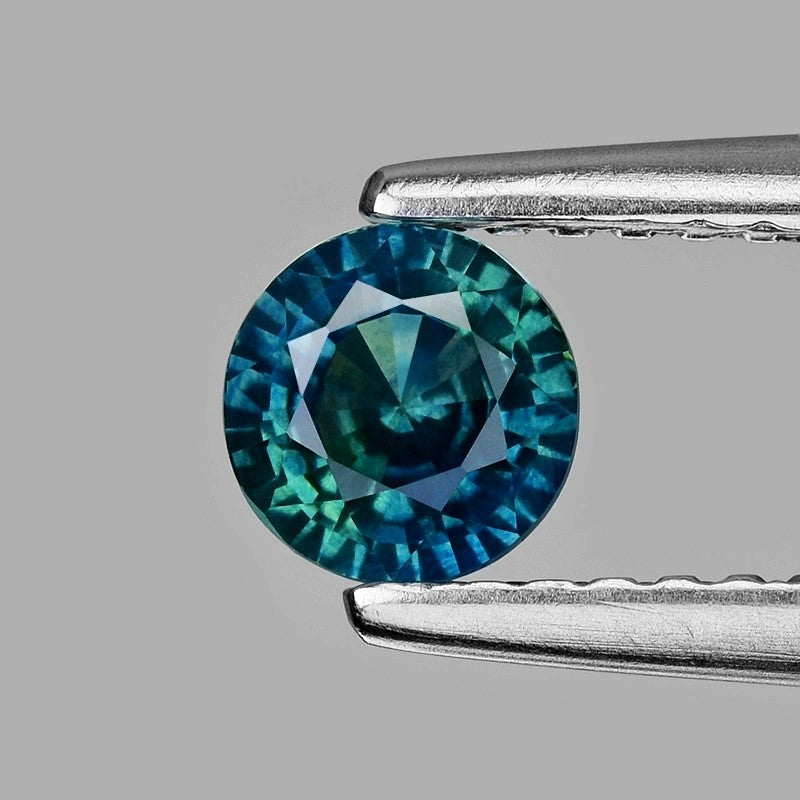 Bi Color/Parti Sapphire - 0.77 CT