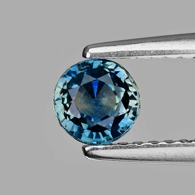 Bi Color/Parti Sapphire - 0.73 CT